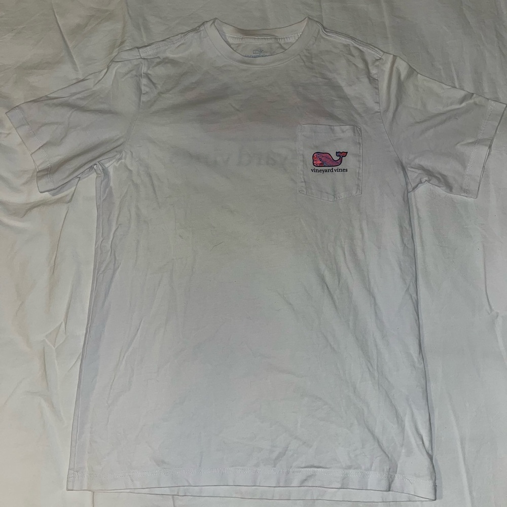 Vineyard Vines T shirt